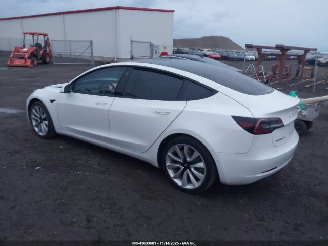 2018 TESLA MODEL 3 5YJ3E1EB8JF088796 Photo 2