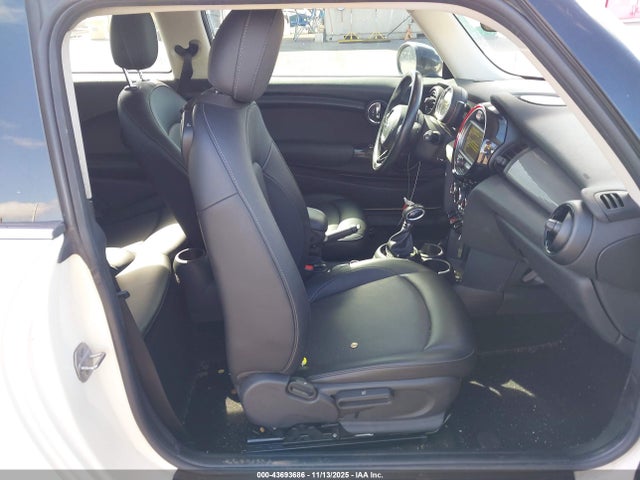 2017 MINI HARDTOP WMWXP5C3XH3C64835 Photo 4