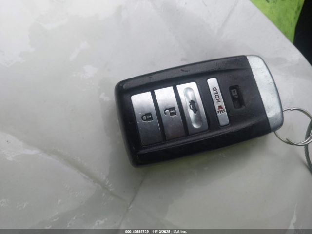 2016 ACURA TLX 19UUB1F3XGA004646 Photo 10