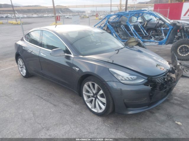 2018 TESLA MODEL 3 5YJ3E1EA0JF033217 Photo 0