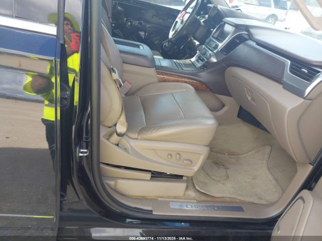 2015 CHEVROLET TAHOE 1GNSCCKC0FR747165 Photo 4