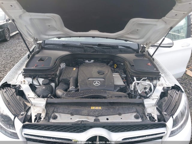 WDC0G4KB8KF641585 Mercedes-Benz Glc 300 4matic