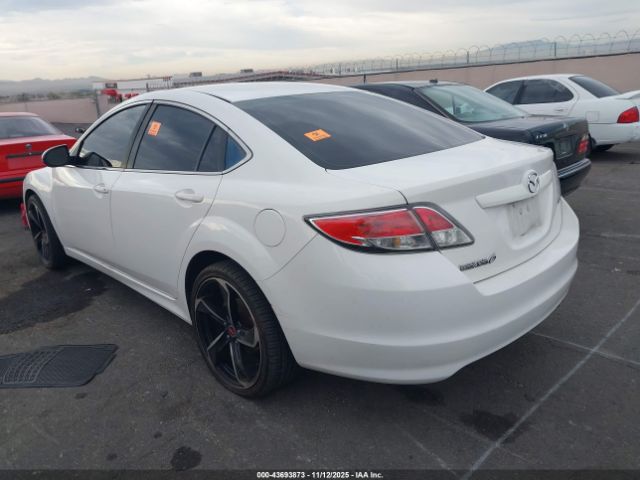 2010 MAZDA MAZDA6 1YVHZ8CH3A5M11996 Photo 2