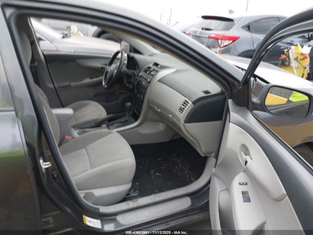 2013 TOYOTA COROLLA 5YFBU4EE5DP135141 Photo 4