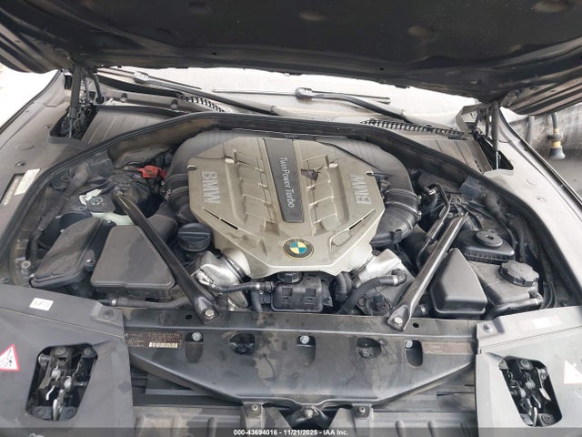 43694016 :رقم المزاد ، WBAKA8C54BCY37215 vin ، 2011 Bmw 750i مزاد بيع