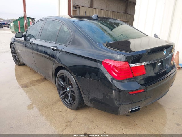43694016 :رقم المزاد ، WBAKA8C54BCY37215 vin ، 2011 Bmw 750i مزاد بيع