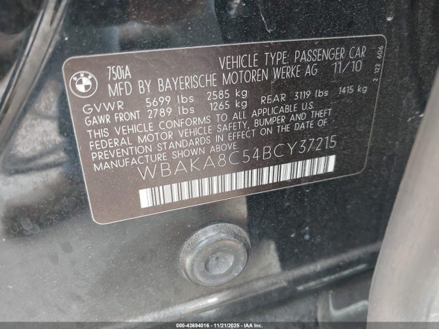 43694016 :رقم المزاد ، WBAKA8C54BCY37215 vin ، 2011 Bmw 750i مزاد بيع