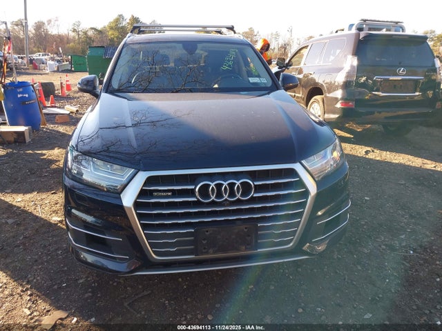 2019 AUDI Q7 WA1LAAF75KD008279 Photo 5