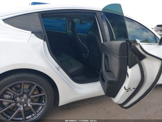2019 TESLA MODEL 3 5YJ3E1EA6KF310020 Photo 7