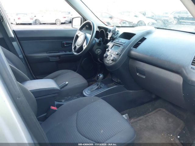 2012 KIA SOUL KNDJT2A58C7461427 Photo 4