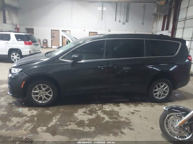 Продажа на аукционе авто 2022 Chrysler Pacifica Touring L, vin: 2C4RC1BG6NR115049, номер лота: 43694322