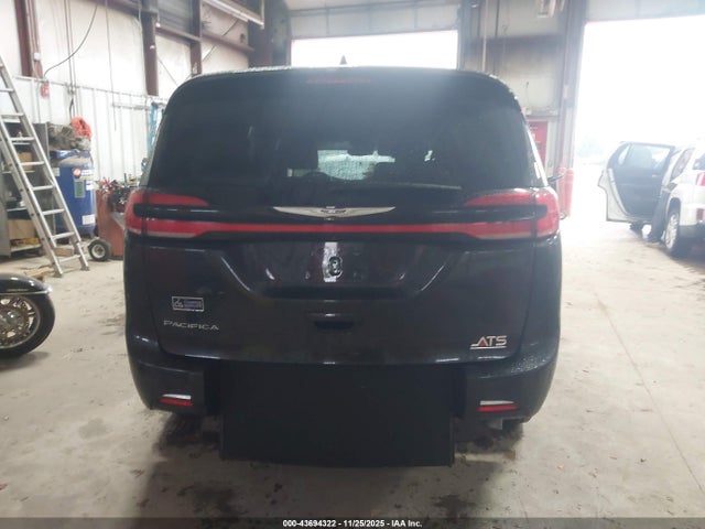 Продажа на аукционе авто 2022 Chrysler Pacifica Touring L, vin: 2C4RC1BG6NR115049, номер лота: 43694322