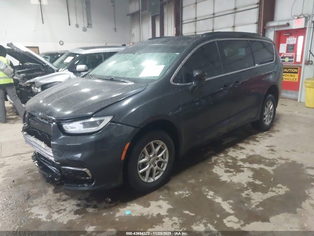 Продажа на аукционе авто 2022 Chrysler Pacifica Touring L, vin: 2C4RC1BG6NR115049, номер лота: 43694322