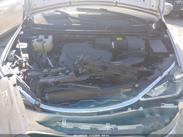 43694350 :رقم المزاد ، 2C4RC1BG7LR192459 vin ، 2020 Chrysler Pacifica Touring L مزاد بيع
