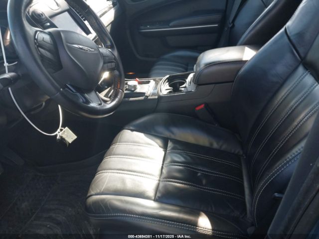 2020 CHRYSLER 300 2C3CCABG3LH242015 Photo 4