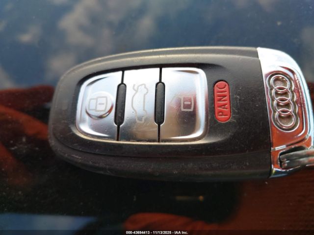 2010 AUDI A5 WAULFAFR2AA002199 Photo 10