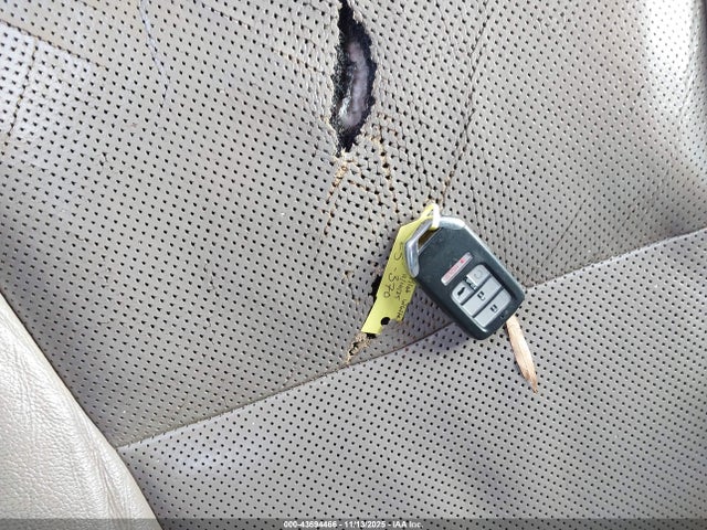 5FNYF6H04HB022847 Honda Pilot Elite