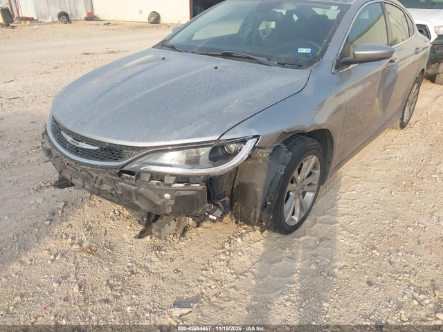 43694467 :رقم المزاد ، 1C3CCCAB4FN672391 vin ، 2015 Chrysler 200 Limited مزاد بيع
