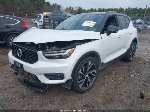 2020 VOLVO XC40 YV4162UM7L2227655 Photo 1