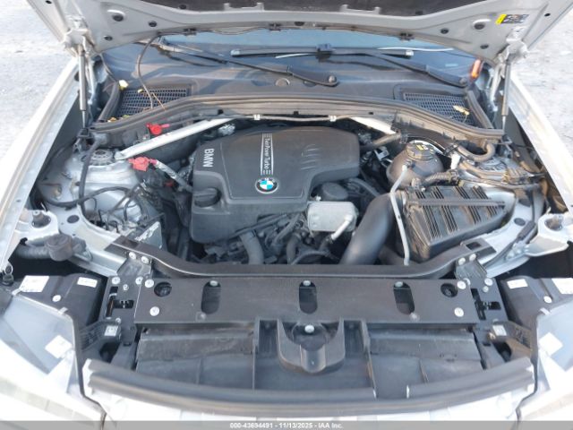 2017 BMW X3 5UXWX9C52H0T11926 Photo 9