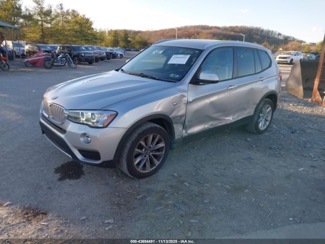 2017 BMW X3 5UXWX9C52H0T11926 Photo 1