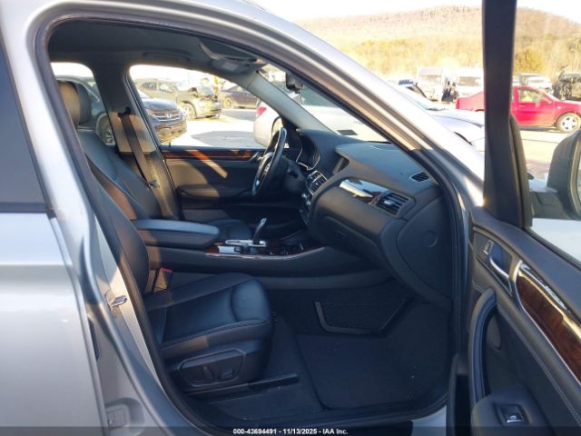 2017 BMW X3 5UXWX9C52H0T11926 Photo 4