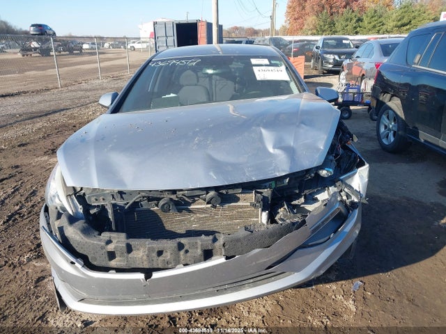 Продажа на аукционе авто 2015 Hyundai Sonata Se, vin: 5NPE24AFXFH216685, номер лота: 43694519