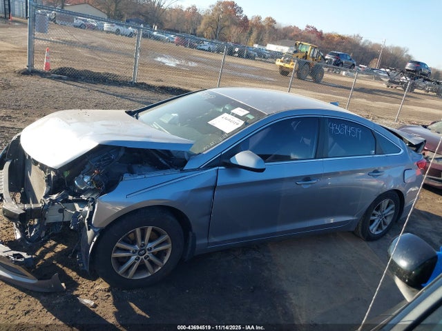 Продажа на аукционе авто 2015 Hyundai Sonata Se, vin: 5NPE24AFXFH216685, номер лота: 43694519