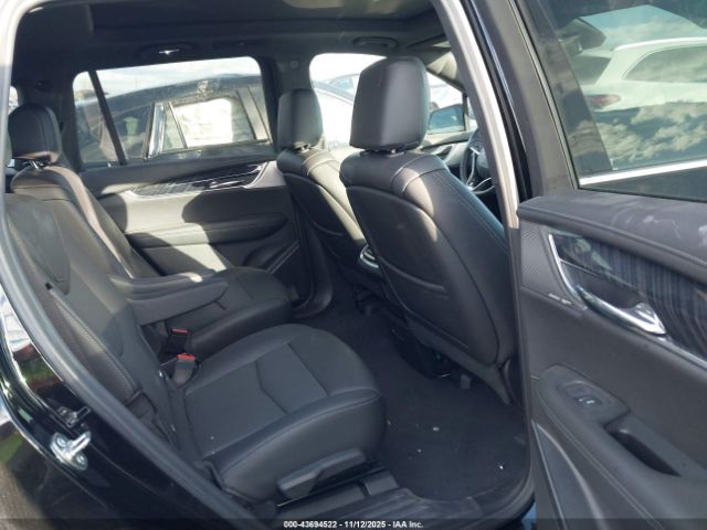 2025 CADILLAC XT6 1GYKPCRS9SZ116865 Photo 7