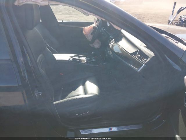 2016 BMW 550I WBAKP9C53GD980744 Photo 4