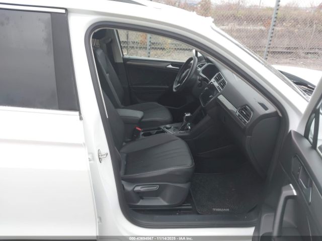 2023 VOLKSWAGEN TIGUAN 3VV2B7AX0PM019809 Photo 4