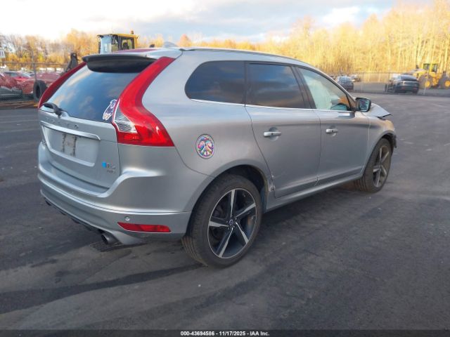 2015 VOLVO XC60 YV4902RH3F2618760 Photo 3
