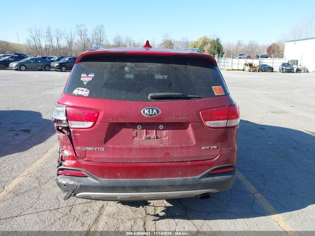43694663 :رقم المزاد ، 5XYPHDA54JG424060 vin ، 2018 Kia Sorento 3.3l Ex مزاد بيع