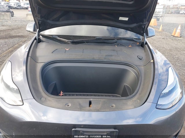 2022 TESLA MODEL Y 7SAYGDEF7NF309396 Photo 9