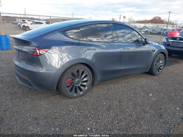 2022 TESLA MODEL Y 7SAYGDEF7NF309396 Photo 3