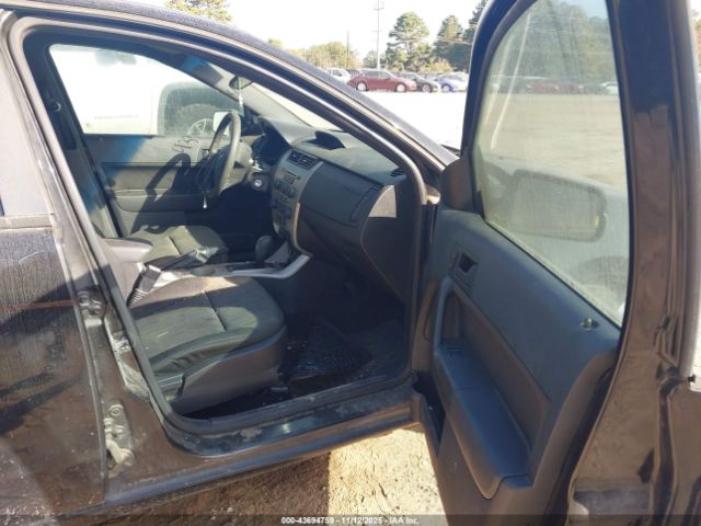 2010 FORD FOCUS 1FAHP3FNXAW268979 Photo 4