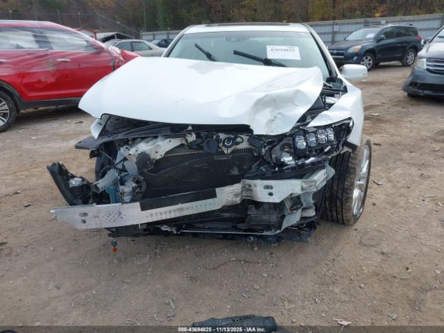 2014 ACURA RLX JH4KC1F54EC000483 Photo 5