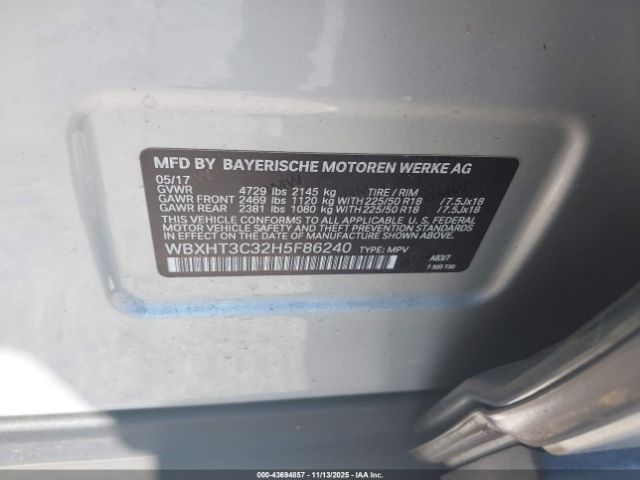 2017 BMW X1 WBXHT3C32H5F86240 Photo 8