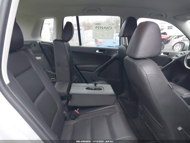 2016 VOLKSWAGEN TIGUAN WVGBV7AX3GW571337 Photo 7