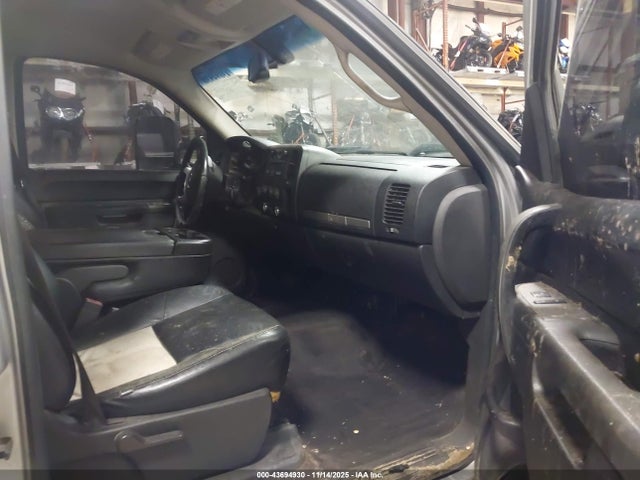 2010 GMC SIERRA 2500HD 1GT4K0BGXAF141615 Photo 4