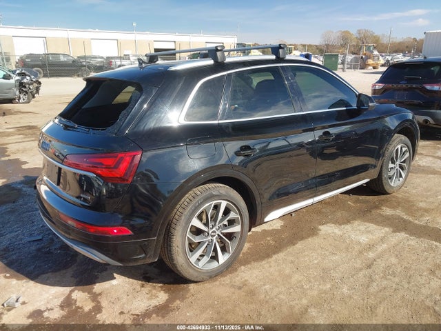 2021 AUDI Q5 WA1BAAFY7M2017830 Photo 3
