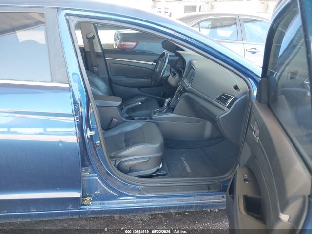 5NPD84LFXHH130903 Hyundai Elantra Limited