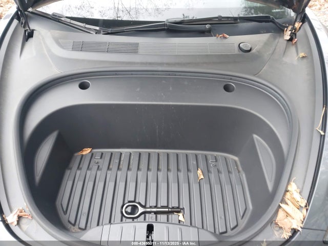 2023 TESLA MODEL 3 5YJ3E1EA1PF701101 Photo 9