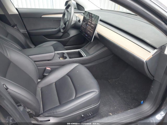 2023 TESLA MODEL 3 5YJ3E1EA1PF701101 Photo 4