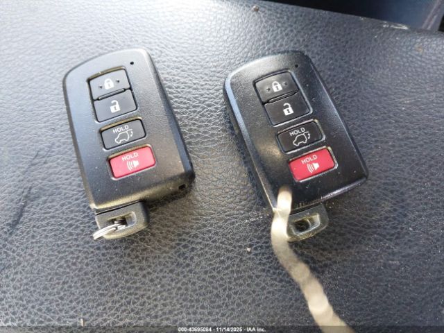 2018 TOYOTA RAV4 HYBRID JTMRJREV3JD165760 Photo 10