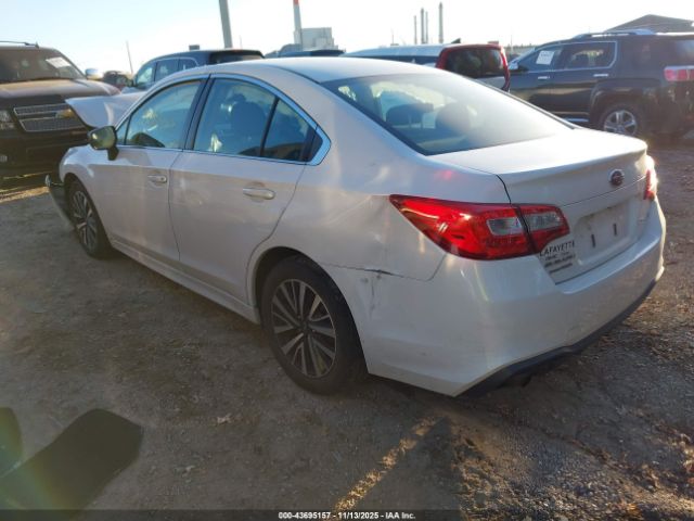 2018 SUBARU LEGACY 4S3BNAB65J3026918 Photo 2