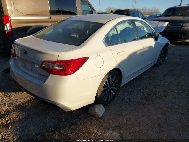 2018 SUBARU LEGACY 4S3BNAB65J3026918 Photo 3