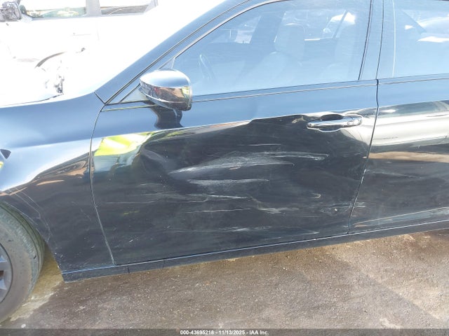2018 Chrysler 300 Limited მანქანა იყიდება აუქციონზე, vin: 2C3CCAEG4JH159637, აუქციონის ნომერი: 43695218
