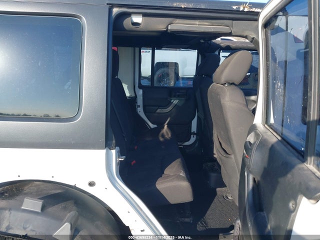 1C4BJWKG9FL662413 Jeep Wrangler Unlimited Sport Rhd