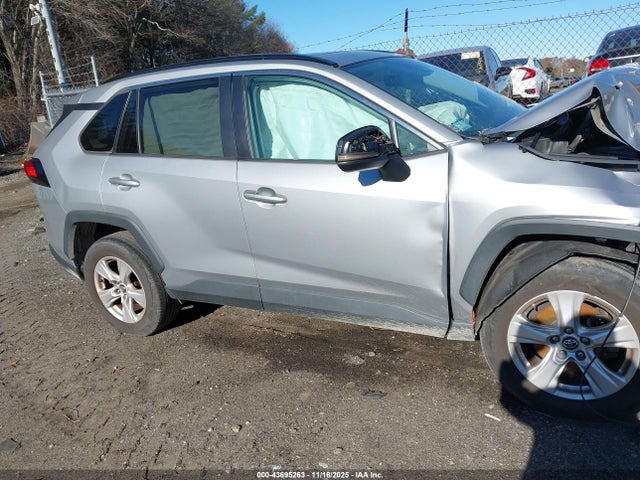 2019 Toyota Rav4 Xle მანქანა იყიდება აუქციონზე, vin: 2T3P1RFVXKW023402, აუქციონის ნომერი: 43695263